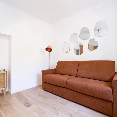 Cozy Luxury Duplex Steps From The Casino Square